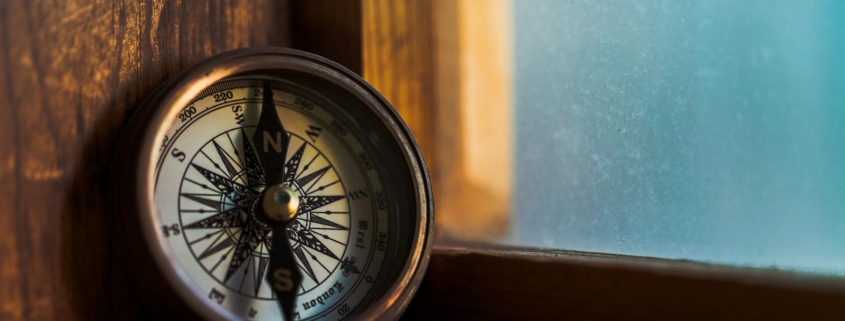 round white compass